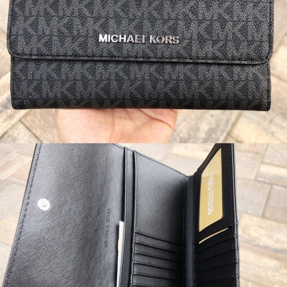 Michael Kors Jet Set Travel Large Trifold Wallet Black Signature MK - Picture 2 of 5